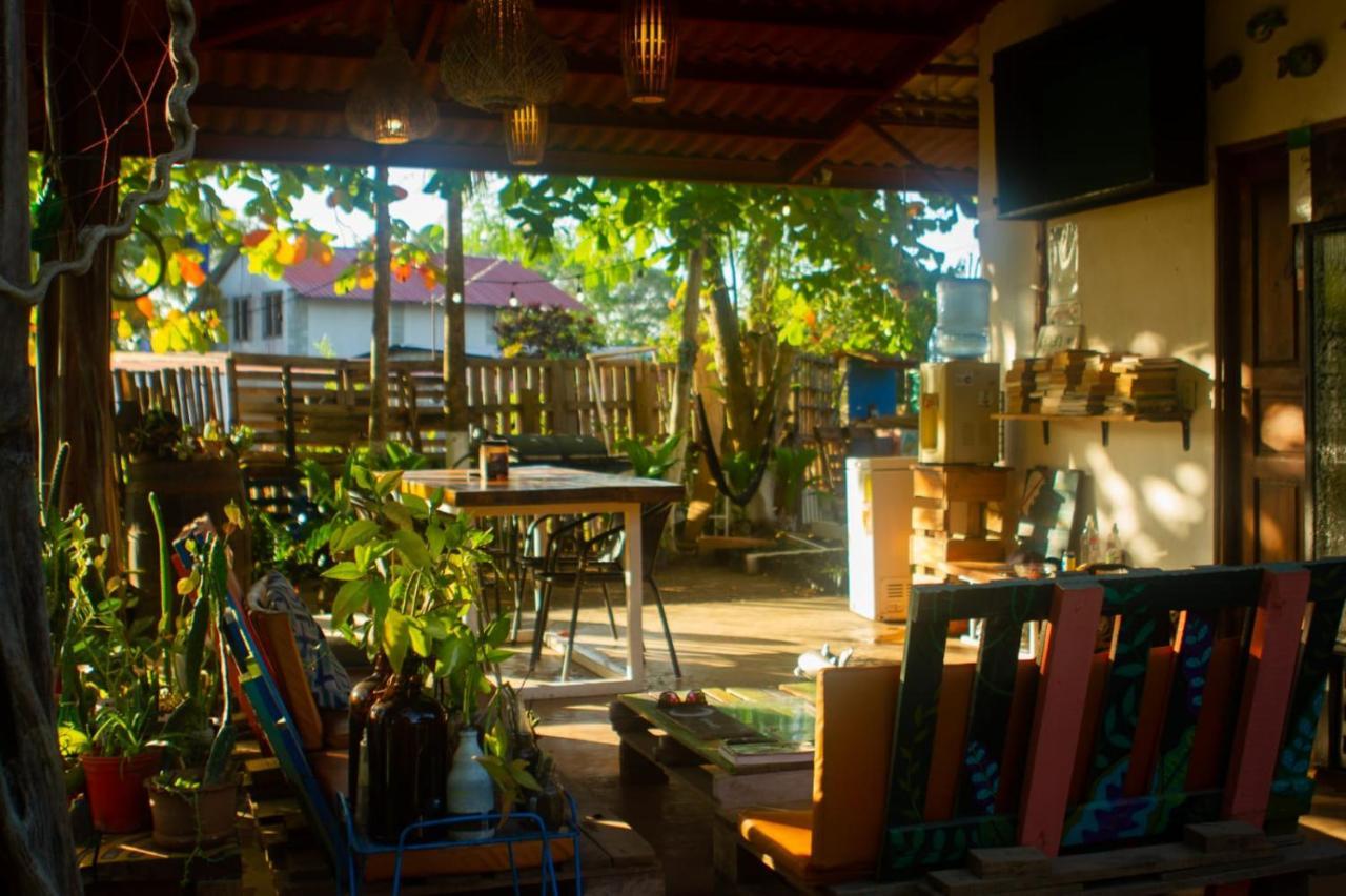 Las Porrocas Backpacer'S Pedasi Town Dış mekan fotoğraf